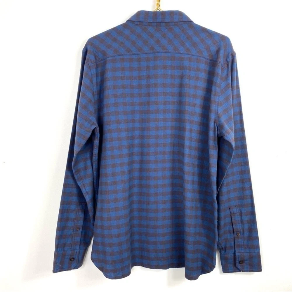 Levi’s Gingham Checkered Casual Flannel Button Up Shirt Blue Size L New with Tag